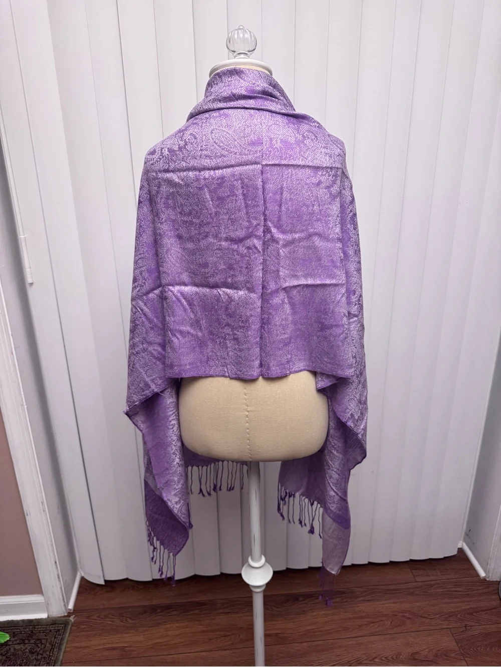 Luxurious Pashmina Purple Shawl Wrap - Elegant Women's Accessory